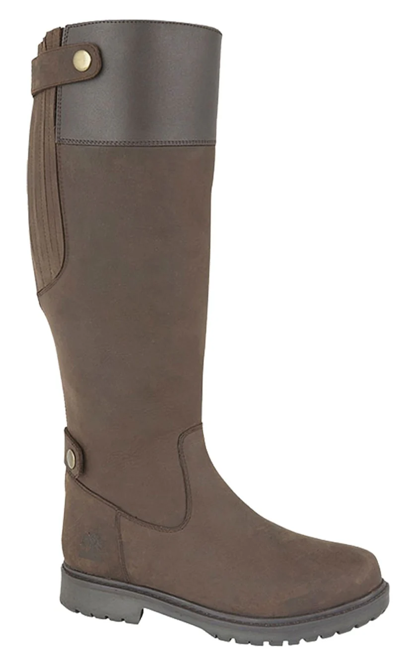 COUNTRY CLOTHING SALE